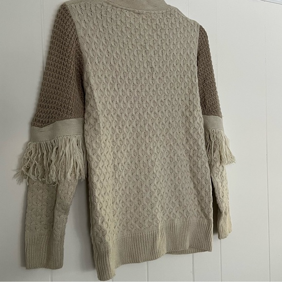 Cozy Cable Knit and Fringe Cardigan - Neutral Gray Brown - Picture 6 of 7